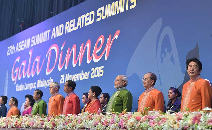 PM Narendra Modi with other leaders during a Gala Dinner during the 27th ASEAN Summit in Kuala Lumpur.