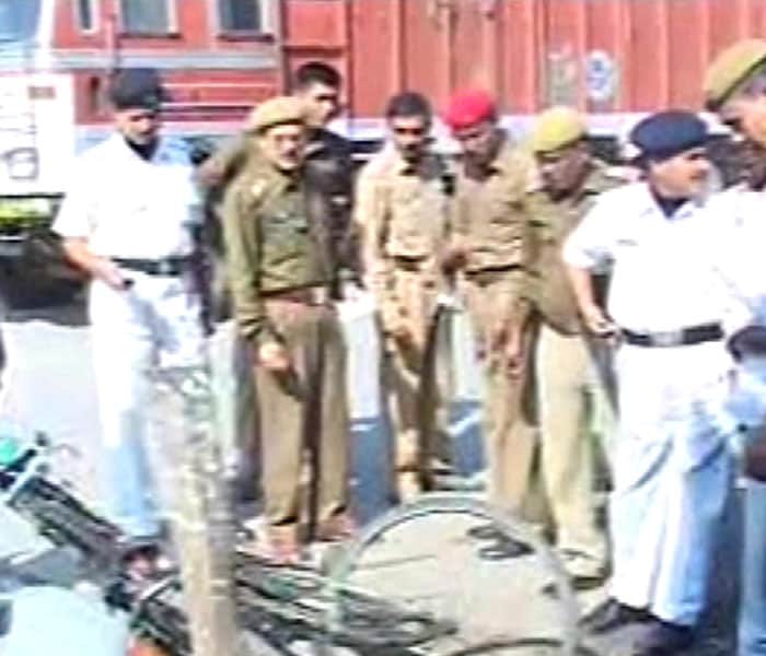 The areas where the blasts took place have been cordoned off by the police, which was carrying out a combing operation in the area. Prima facie the blasts seemed to be the handiwork of ULFA, which is going to celebrate its raising day next week.