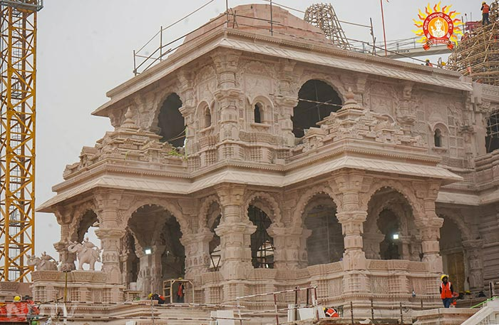 आज मंदिर में प्रवेश करेंगे भगवान राम, अयोध्या में निकाली जाएगी रामलला की शोभायात्रा