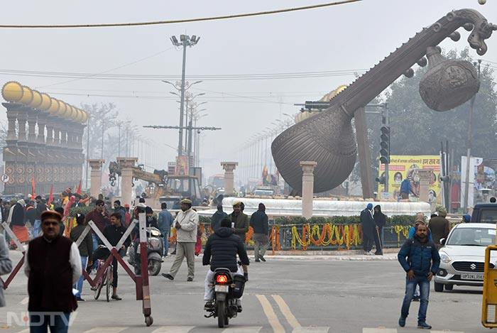 आज मंदिर में प्रवेश करेंगे भगवान राम, अयोध्या में निकाली जाएगी रामलला की शोभायात्रा