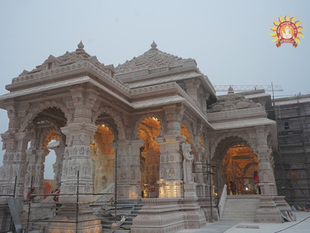अयोध्‍या राम मंदिर: गर्भगृह की तस्वीरें आईं सामने, शानदार नजारे ने जीत लिया दिल