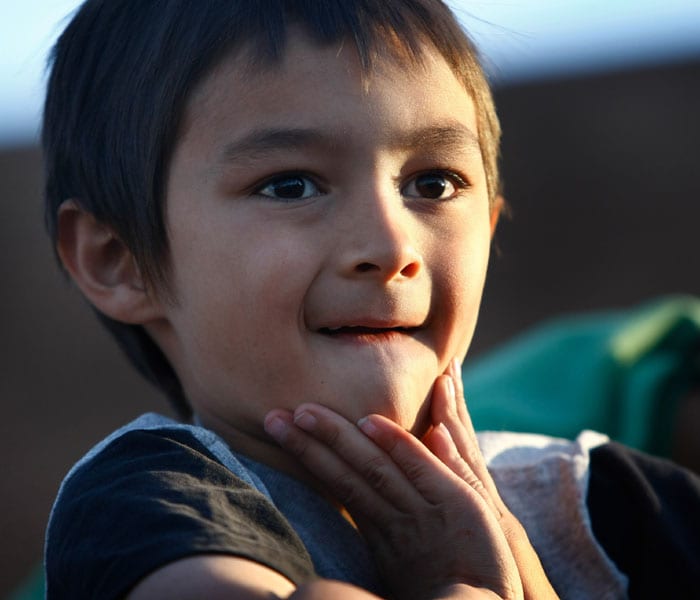 Falcon shimmied up some pipes in the garage and hid &ndash; even napping briefly &ndash; in the attic area. For hours on Thursday, people in America were gripped by television images of a homemade, silvery balloon careening through the skies, whooshing over fields and trees and yards with the six-year-old boy believed inside. (AFP Photo)