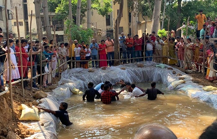 Durga Puja 2019: Delhi Bids Farewell To Goddess Durga In A Green Way