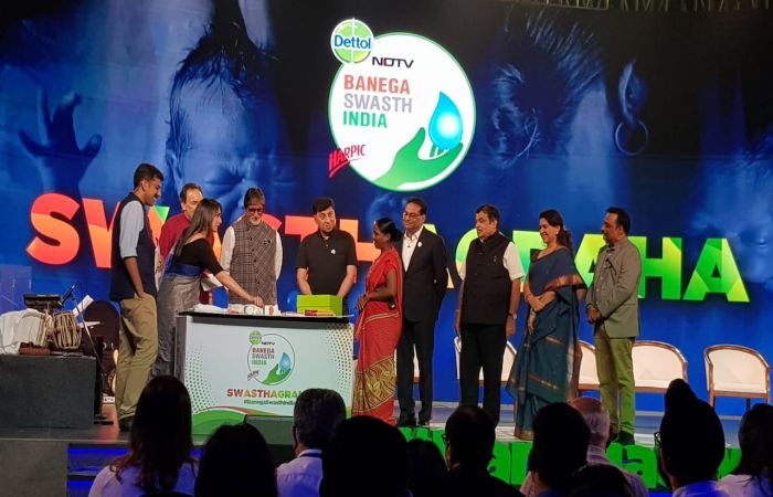 अमिताभ बच्चन ने की 'स्वस्थाग्रह' की शुरुआत, बोले-  स्वच्छ हवा, स्वच्छ पानी जरूरी