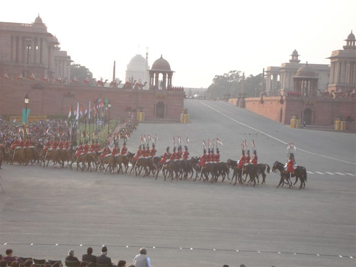 The ceremony which marks the conclusion of Republic Day celebrations, saw the bands from the three Armed services in their colourful ensembles playing tunes like 'Sam Bahadur', 'Surya' and 'Sare Jahan se Achcha'.<br><br>The massed military bands of the Indian Army also played 'Hanste Lushai', 'Gangotri', 'Abhinandan', 'Dhola re Dhola' and 'Giuri Raj Song'.