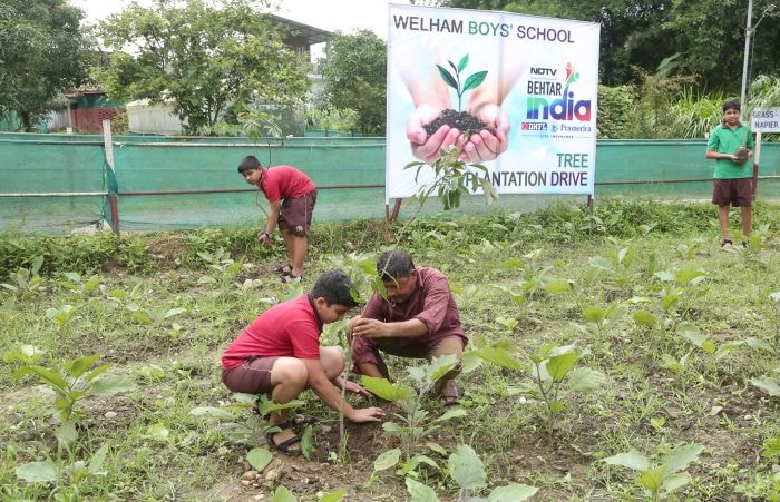 Students of Welham Boys' School planted a total of 250 saplings as part of the third and last stage of the campaign named Behtar Vatavaran (Environment). The focus of this leg is to sensitise the masses about the need to protect the environment.