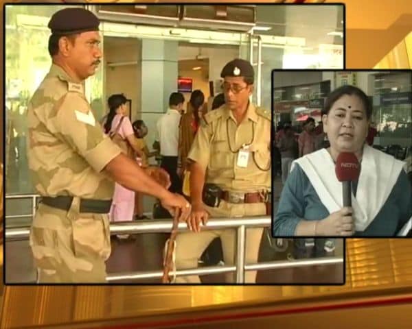 All local trains in Kolkata have also been stalled at various places where there are blockades. South-eastern Railway has reported blockade at 15 to 16 places in West Bengal.