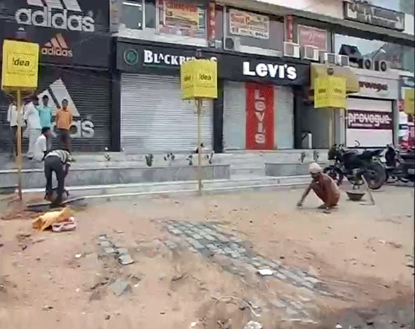 The local markets were completely closed with not a single shop opening its shutter.