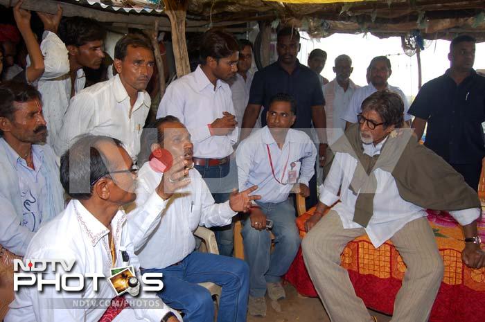 Amitabh Bachchan Visits Village Near Ranthambore