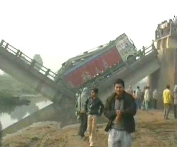 Bridge collapses in Bihar