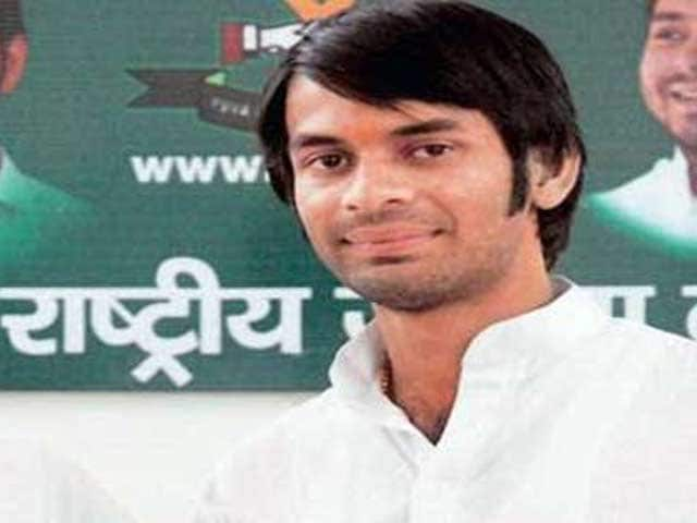 Rashtriya Janata Dal (RJD) chief Lalu Yadav's son Tej Pratap Yadav, who's representing the same party, wins in Bihar's Mahua constituency.