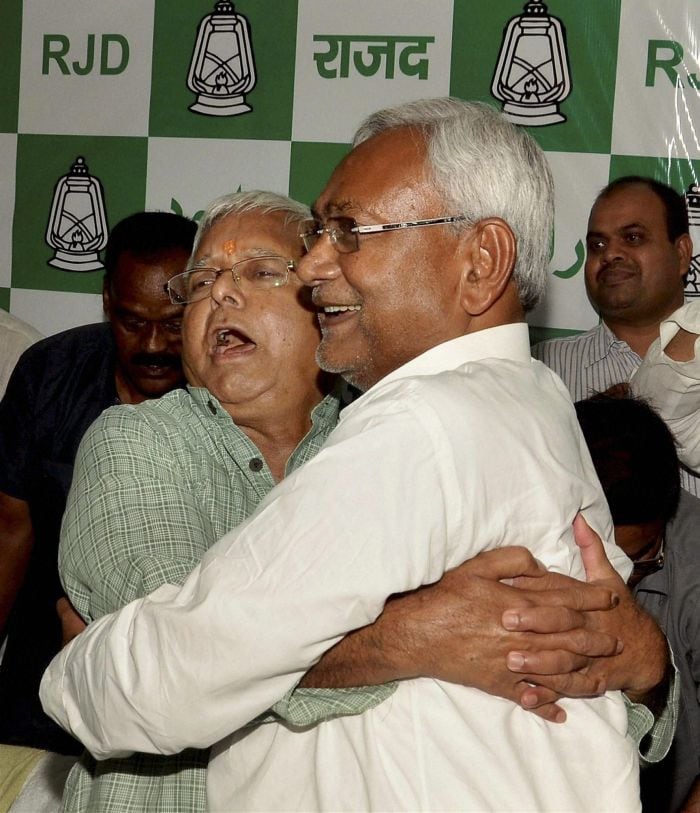 'Nitish Kumar is the present and continuing Chief Minister of Bihar,' says Lalu Yadav at packed press conference in Patna.