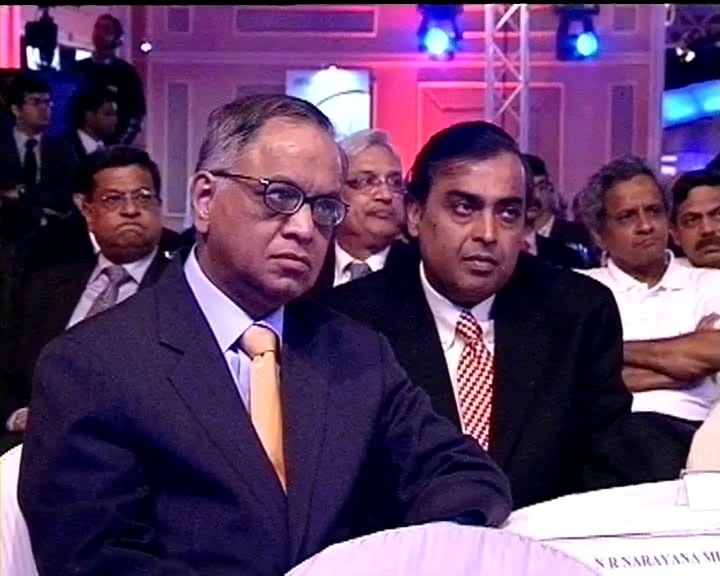 Infosys Technologies chairman and chief mentor NR Narayana Murthy seen here sitting along with Reliance Industries Chairman Mukesh Ambani during the event.