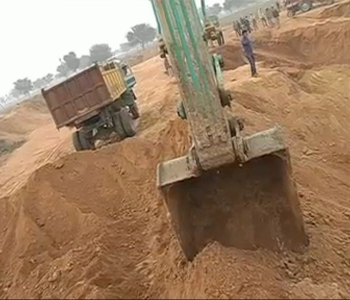 The operation where workers will now manually dig a tunnel to reach the boy, exacavating the soil with buckets could take hours. The rescue operations continued through the night.(NDTV photo)