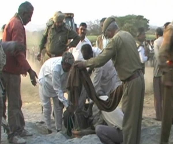 A team of doctors, medical staff, police and administrative officials had rushed to the spot soon after the incident came to light. (NDTV Photo)