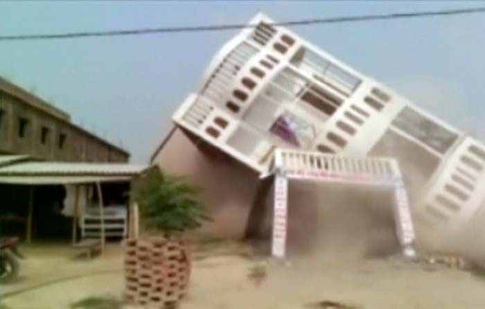 5 Pics: Moment When Building Collapsed On Camera In Bihar, Many Injured