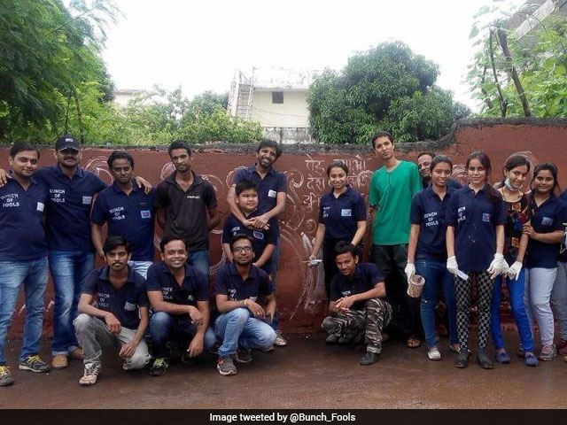 Bunch Of Swachh Fools Are On A Mission To Make Raipur 100% Clean Bunch Of Swachh Fools Are On A Mission To Make Raipur 100% Clean