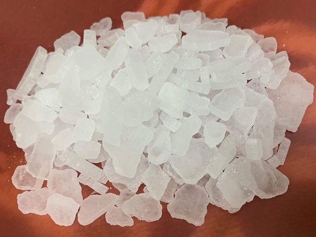 तकिए के नीचे कपूर रखने से क्या होता है?