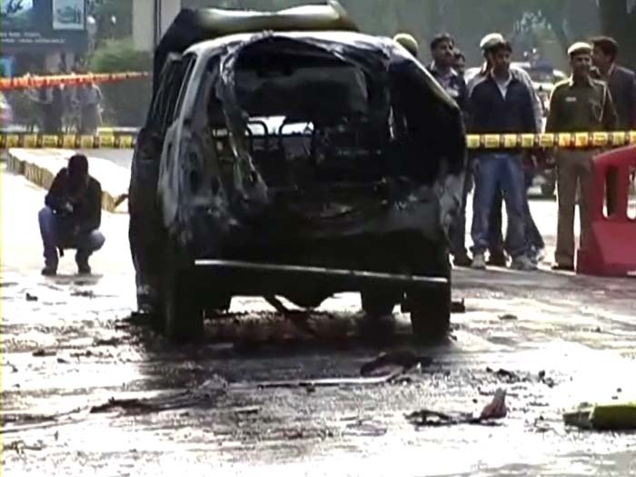 Car blast near Prime Minister\'s residence