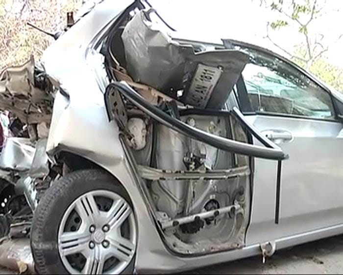 Two killed in deadly car crash in Delhi
