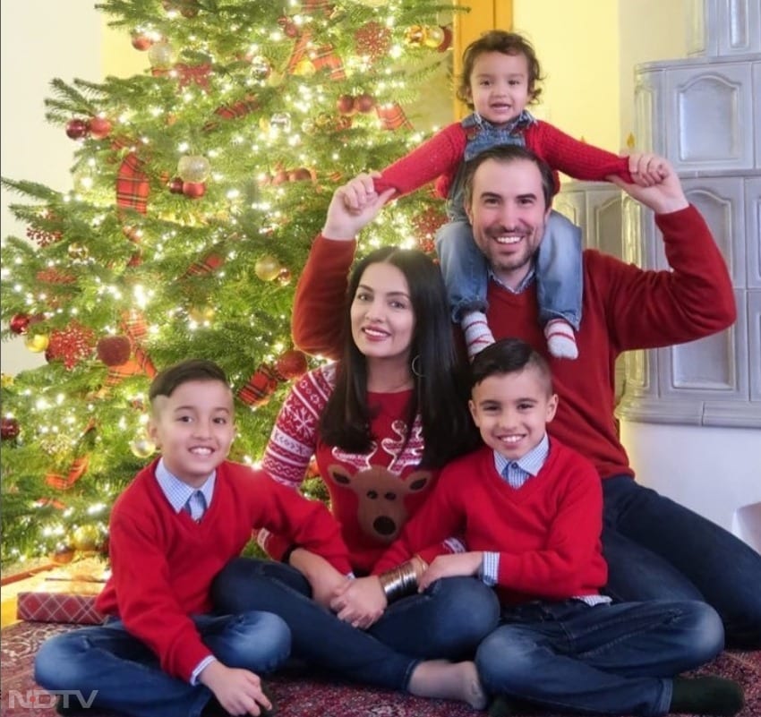 वो लाइफस्टाइल, परफ्यूम, एल्कोहॉलिक बेवरेजेस और लग्ज़री प्रोडक्ट्स से जुड़े इंटरनेशनल बिज़नेस संभालते हैं.