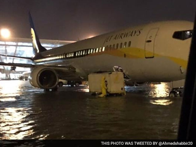 5 Pics: Chennai Airport Flooded, Flight Operations Suspended 5 Pics: Chennai Airport Flooded, Flight Operations Suspended