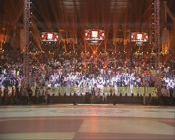 'Jai Ho' was among the Indian instrumental music played while 'Vande Mataram' was rendered.