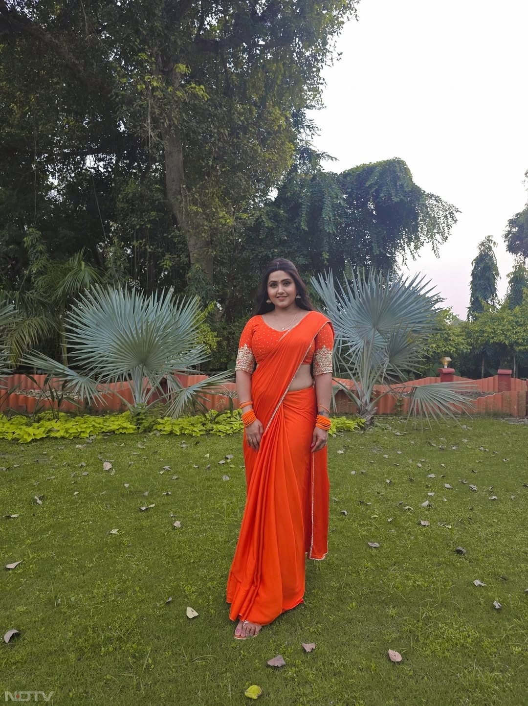 अगर शादी के बाद ये पहला छठ पर्व है तो काजल रघवानी के इस लुक को कॉपी कर सकती हैं. kajalraghwani/Instagram