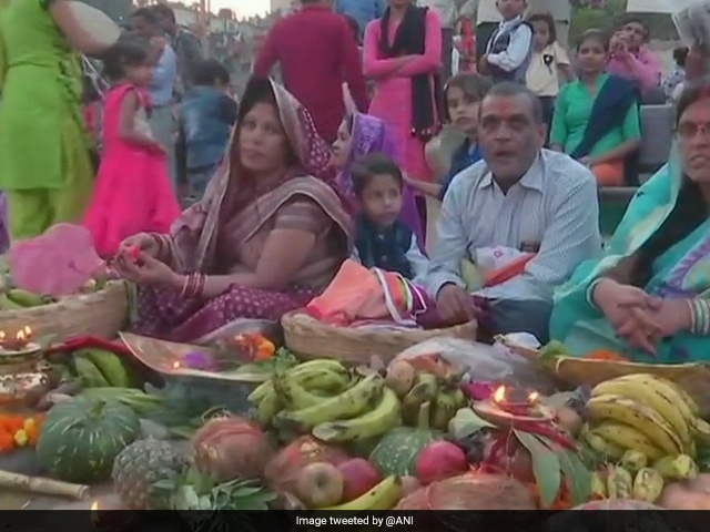 Chhath Puja: Devotees offer prayers at Assi Ghat