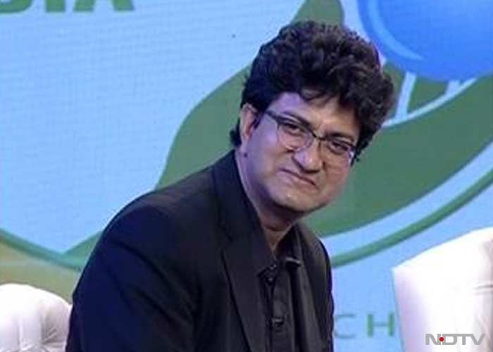 Renowned lyricist Prasoon Joshi, who penned the Swachh Anthem, pledged 10,000 hours in a year for the Swachh India cause.