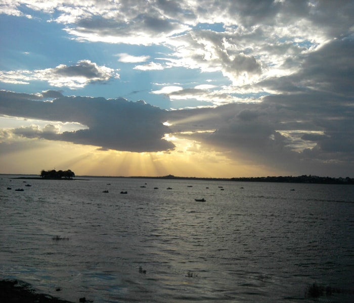 Amit Singh has sent this photo from Bhopal.