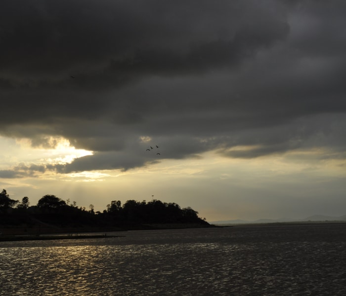 Raghuvart Singh has sent this photo from Bilaspur.