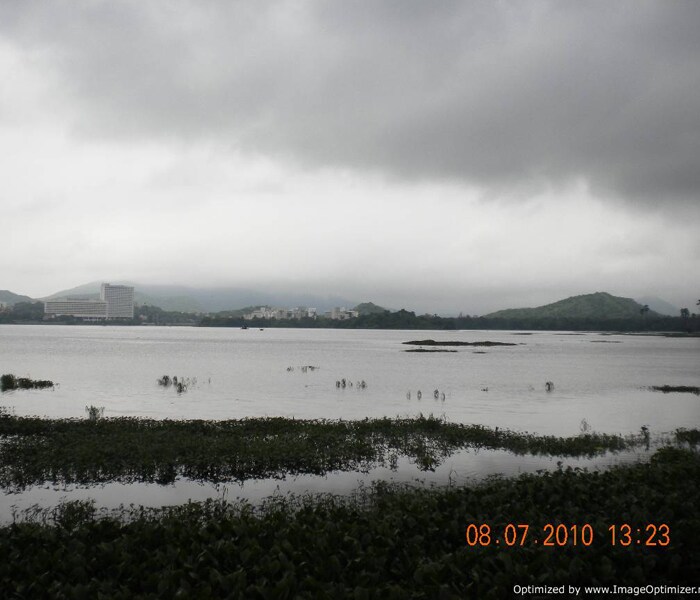 Tarun Ghasava has sent this photo from Mumbai.