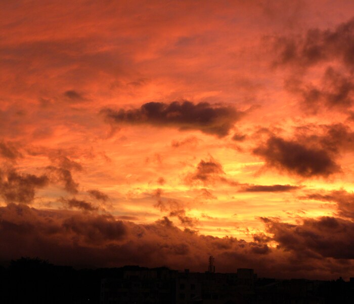Valerie Joseph has sent this photo from Hyderabad.