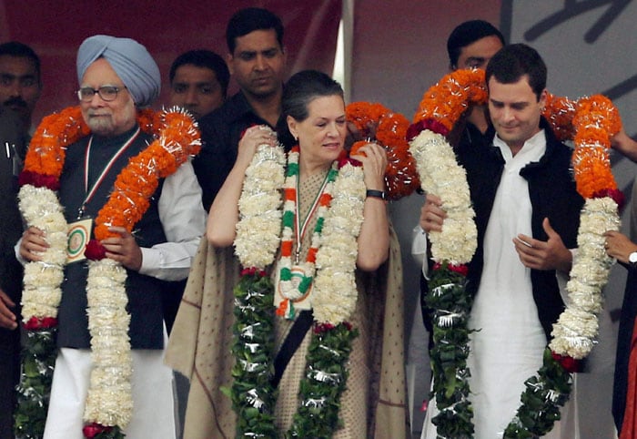 Rahul, Sonia lead the Congress show of might at mega-rally in Delhi