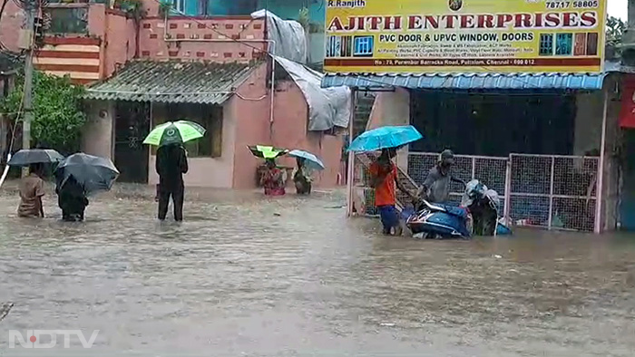 आंध्र प्रदेश से आज टकराएगा तूफ़ान मिचौंग,  चेन्नई में कल मचाई थी तबाही, 5 की हुई थी मौत