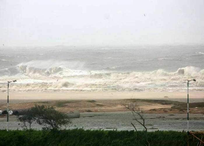 Some weathermen are describing it as potentially India's version of hurricane Katrina, one of the deadliest storms in the US history.<br><br> This image was shared by Subash from Bhubaneswar.