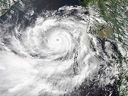 Odisha, Andhra Pradesh brace for Cyclone Phailin