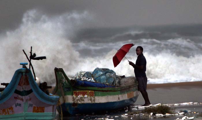 Eight teams of the National Disaster Management Force (NDRF) have been sent to the coastal areas. Two of these teams will be in Andhra Pradesh, rest six in Tamil Nadu in view of the cyclone warning. 15,000 NDRF perssonnel have been put on alert.