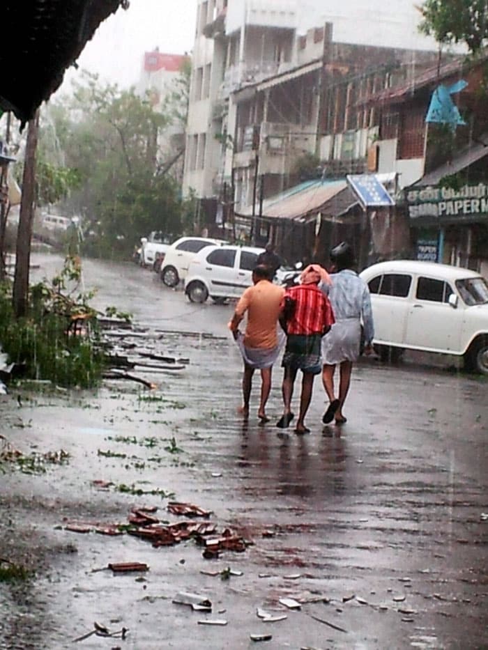 Cyclone Thane hit the coast of Tamil Nadu on Friday, making landfall between Puducherry and Cuddalore that has resulted in the death of 33 people so far. While 19 people have been reported dead in Cuddalore, eight have died in Puducherry.