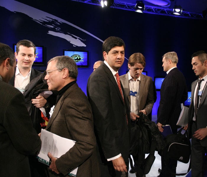 NDTV's Vikram Chandra chaired an exclusive debate session from Davos with a distinguished panel of economists, representatives from India Inc and politics across the world to discuss global expectations from India and the world. (NDTV photo)