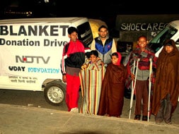 Photo : NDTV's blanket drive in Delhi