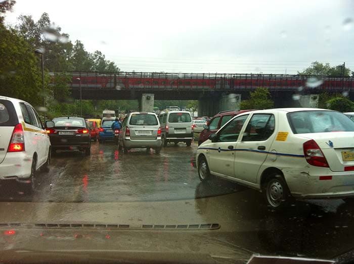Rain Leads to Traffic Chaos in Delhi