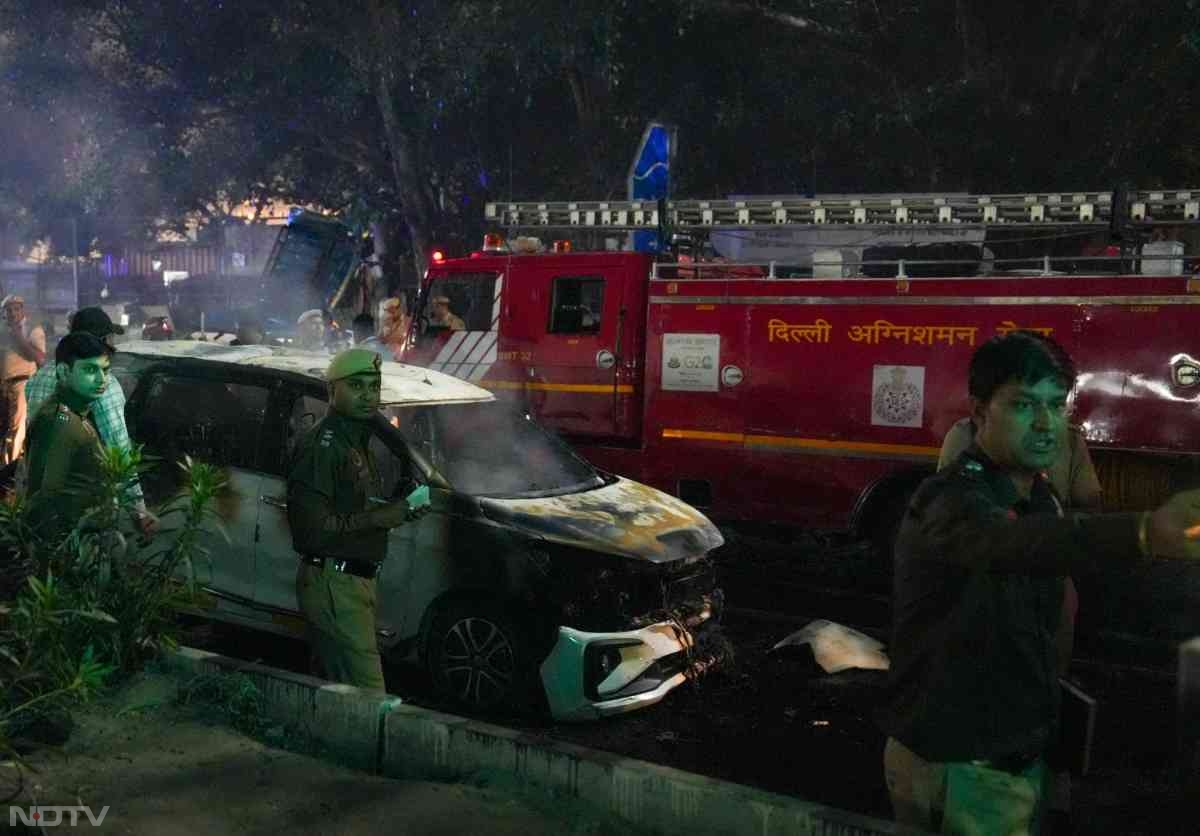 Delhi Car Blast:  दिल्ली कार ब्लास्ट के घायल और मृतकों की List आई सामने, देखें कौन कहां के