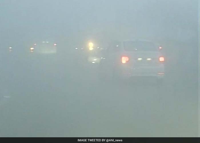 Delhi Experiences Its First Fog Of The Season