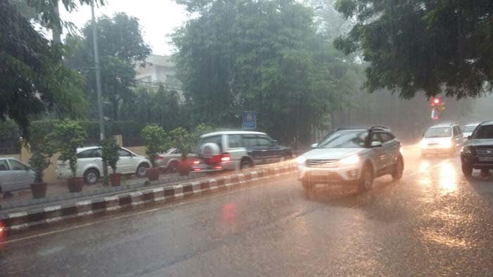 Rain Nightmare Redux For Delhi, Gurgaon As Traffic Crawls