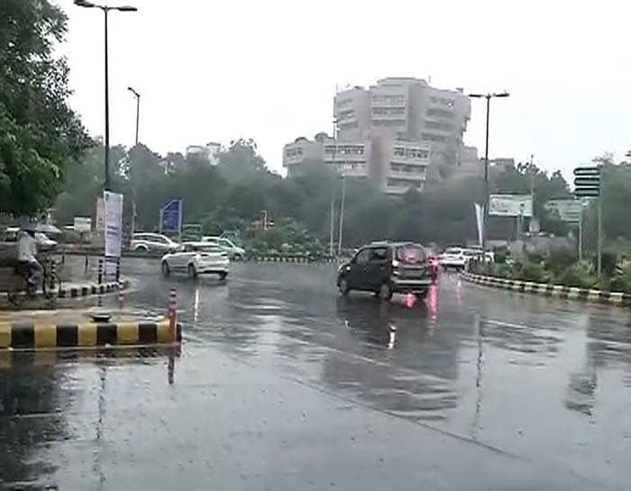 Rain Nightmare Redux For Delhi, Gurgaon As Traffic Crawls