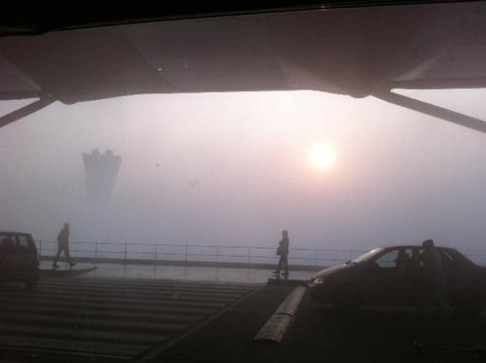 Thick fog envelops Delhi, flight operations suspended