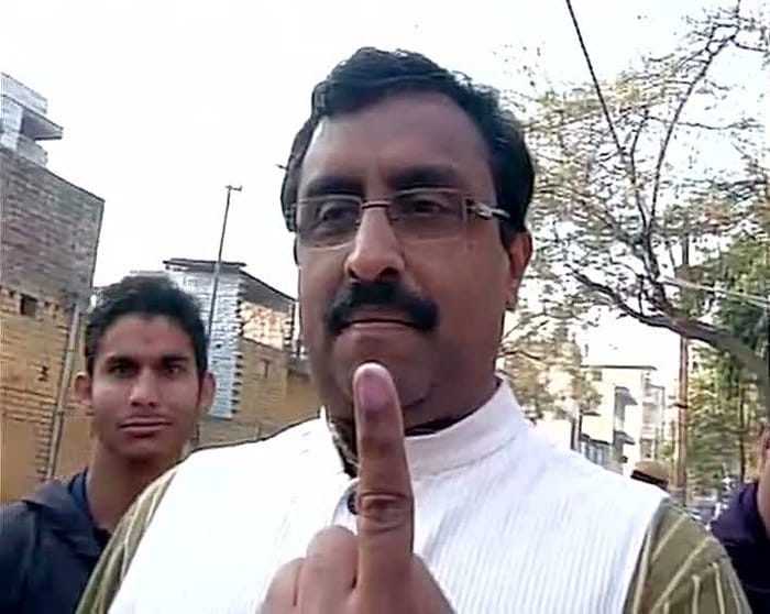 Delhi Votes: President Pranab, Kiran Bedi at Polling Booths