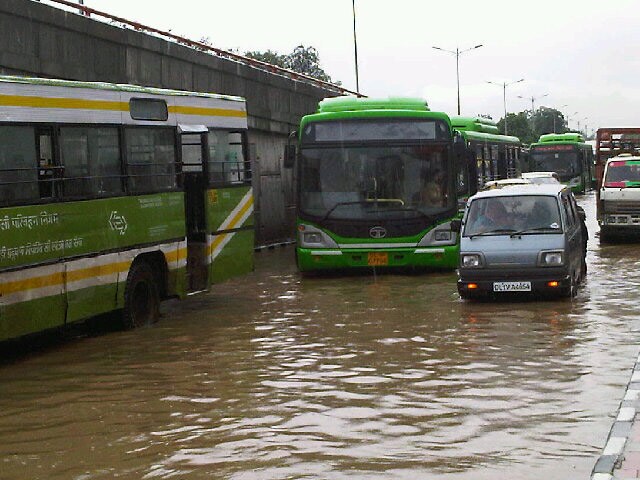 Traffic on the watterlogged roads of Munirka, Twit Pic courtesy mekkanikal. <br><br><b>Be an I-Witness</b><br><br>You too can share your story through photos and videos. Just upload them here and we'll feature the best entries on Ndtv.com.<br><br><iframe  src="http://www.ndtv.com/convergence/ndtv/new/iframe_NDTVShowUpload.aspx?Template=iwitness&ReqEmail=1&ShowCity=1&ReqCity=1&type=a&ShowDisclaimer=0"  width="400" height="200"  scrolling="no" frameborder="0"> </iframe>